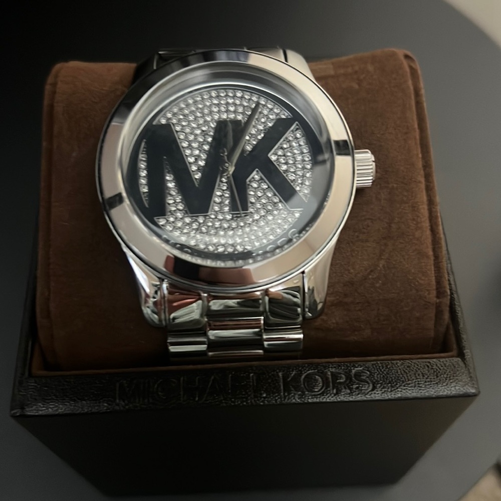 Michael Kors Watch MK 5544 Crystal Pave w/box & links